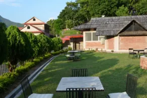 Serene Highway Resort - Image 3