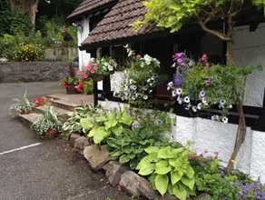 Moat Lodge - Image 3