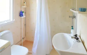 Stunning Home in Oskarshamn With 3 Bedrooms and Internet - Image 2