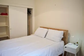 Homely 1 Bedroom Edinburgh Apartment Near Canal - Image 3