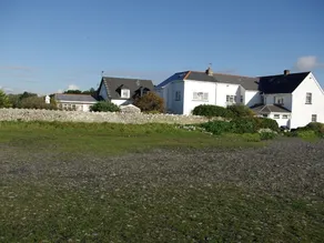 Limpert Bay Guest House - Image 3