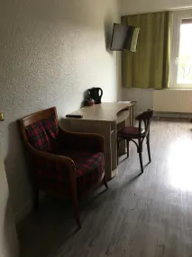 Firm Hotel - Image 3