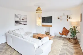Host Stay Tally House - Image 4