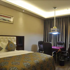 Meijun International Hotel - Image 5