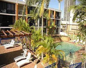 Club Surfers - Image 2