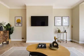 The Blackheath Hideaway - Alluring 2bdr Flat With Balcony - Image 4