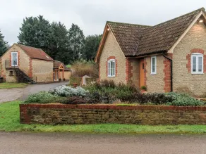 Woodmans Cottage - Image 3