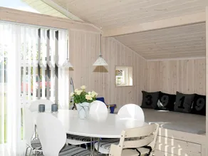Cozy Holiday Home in Hovborg With Barbecue - Image 2
