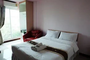 Majestic View Hotel - Image 5