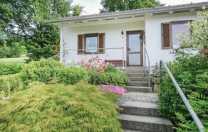Beautiful Home in Falkenstein With 3 Bedrooms and Wifi - Image 5