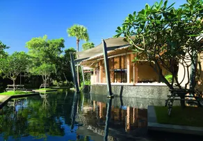 Wanakarn Beach Resort - Image 2