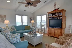 Carpe Diem 4 Bedroom Home by RedAwning - Image 2