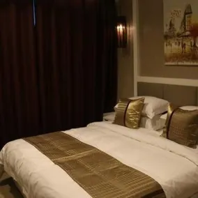 Junyue Hotel - Image 4