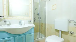 B&B Adua And Art - Image 5
