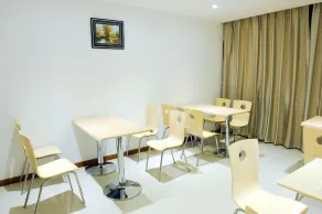 GreenTree Inn Changzhou Changwu Gufang Road Express Hotel - Image 2