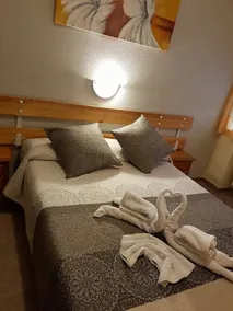 Hostal La Fuente - Image 3