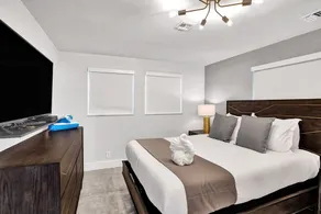 RA Suites - Image 5
