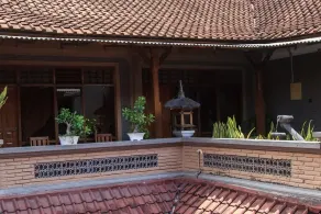 RaBasTa Kuta Beach Inn - Image 3