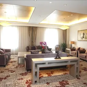 Chalon International Hotel - Image 3