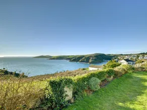 Detached Holiday Home With Garden and Unhindered View of Beautiful Nature and sea - Image 3