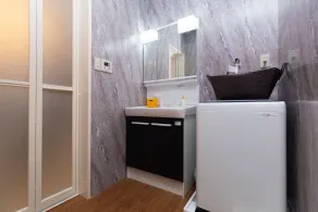 Tokyo House - Image 5