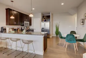 Marbella Lane Executive Townhome, 20 mins to Boulder - Image 5
