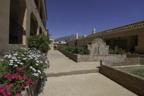 FANTASTIC APARTMENT NEAR PUERTO BANUS - Image 4