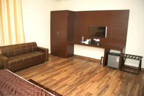 Hotel Lavanaya Palace - Image 3