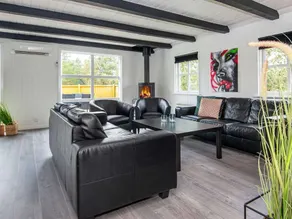 Exotic Holiday Home in Rømø With Sauna - Image 2