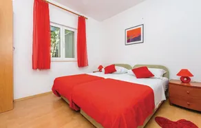 Awesome Home in Trsteno With Wifi and 7 Bedrooms - Image 4