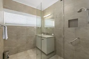 Perfect Family Holiday Home on Noosa Sound - 3 Key Court - Image 5