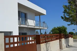 Villa Ardia - 50 metres from the beach - Image 4