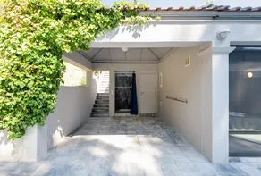 Villa Azzuro by JJ Hospitality - Image 4