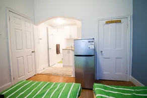Studio Apartment near Kensington Market – Unit 3 - Image 4