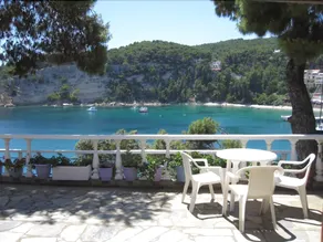 Kavos Hotel - Image 3