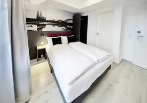 Sonata City Hotel - Image 2