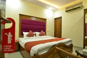 Grand Park By OYO Rooms - Image 2