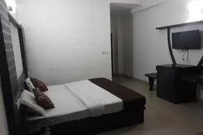 Goroomgo Hotel City Palace Nainital - Image 3