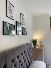 Riverside getaway 2 Bedroom - Image 3