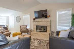 12730 Avondale - Image 3