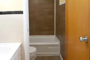 Budget Inn - Image 2