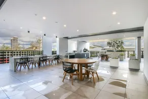 Luxurious 2 Bedroom Brand New Apartment With Amazing Hinterland Views - Image 5