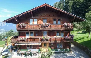 Amazing Home in Hart im Zillertal With 5 Bedrooms and Wifi - Image 3