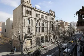 Habitat Apartments Plaza España - Image 3