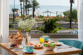 Prima Hotels Dead Sea Oasis - Image 5