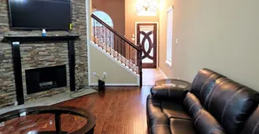 4Bdrm 2Bath 4Beds - Sugarland Richmond - Image 2