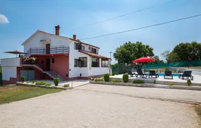 Nice Home in Barban With Wifi and 3 Bedrooms - Image 4
