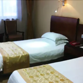 Xiong Du Garden Hotel - Image 4