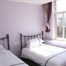 Lushan Xianting Theme Hotel - Image 2
