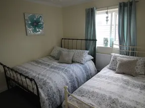 Ardwyn Apartment by Cardiff Holiday Homes - Image 2